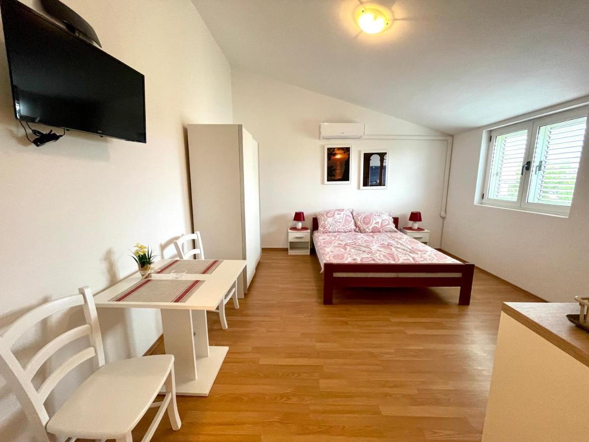 Villa Julie Ядраново Экстерьер фото