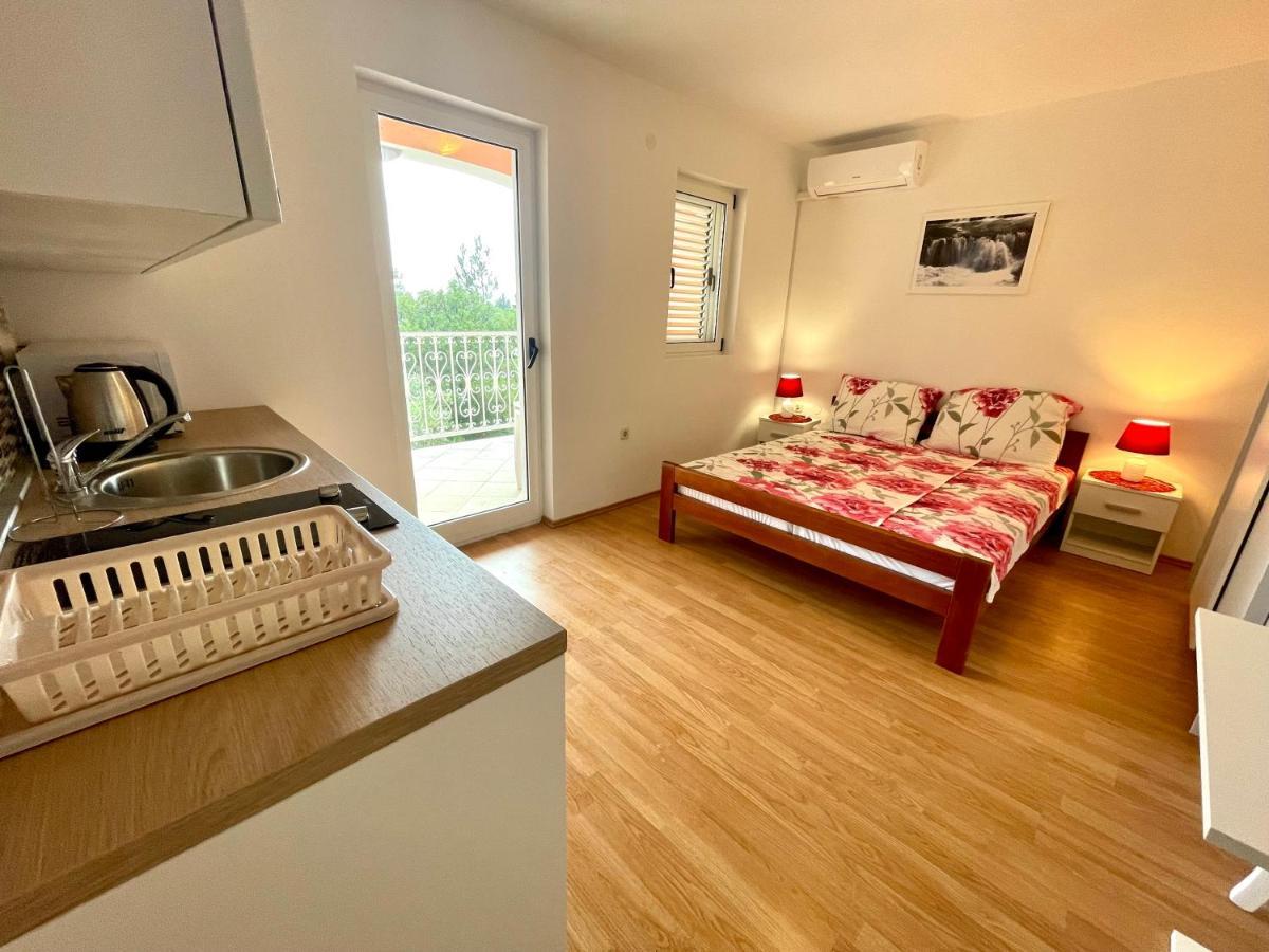 Villa Julie Ядраново Экстерьер фото